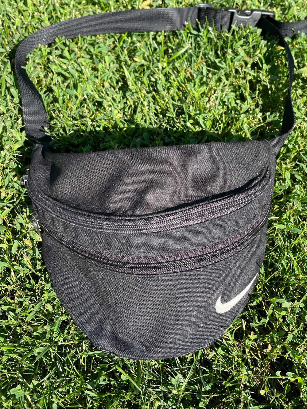 Vintage Nike Made in Korea Black Waist Bag Fanny Pack Belt Bag Crossbody Swoosh